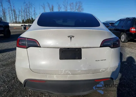 2023 Tesla Model Y из США, поврежденный, VIN 7SAYGDEEXPF802080